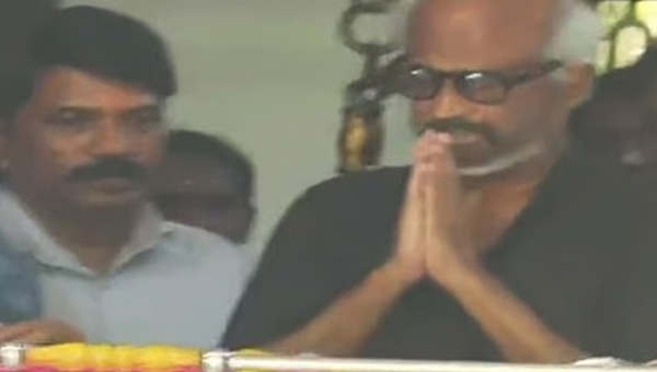 பாரதிராஜா உடலுக்கு ரஜினிகாந்த் நேரில் அஞ்சலி... 